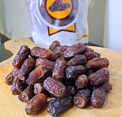 تصویر 2 از قیمت خرما پیارم درشت با کیفیت ارزان + خرید عمده